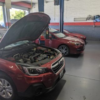 @subaru_usa burgundy is the color today, what are the odds?
#subaruserviceshop